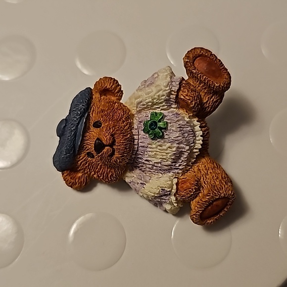 Vtg 2000 Avon St Patrick's Day Teddy Bear Lapel Pin - Picture 1 of 2